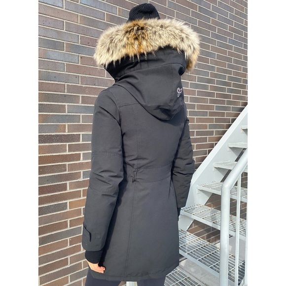 Aritzia TNA Bancroft parka - Picture 3 of 7